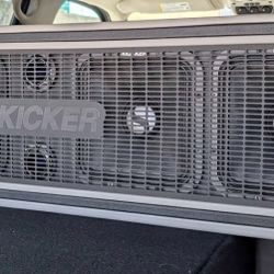 NEW CUSTOM SPEAKER BOX RGB LIGHTS WITH 4 POWERFUL MID BASS SPEAKERS KICKER ST AND TWEETERS