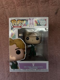V BTS Pop