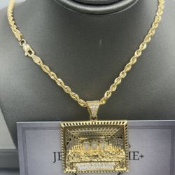 10k Gold Last Supper With Rope Chain. Package Deal!! 