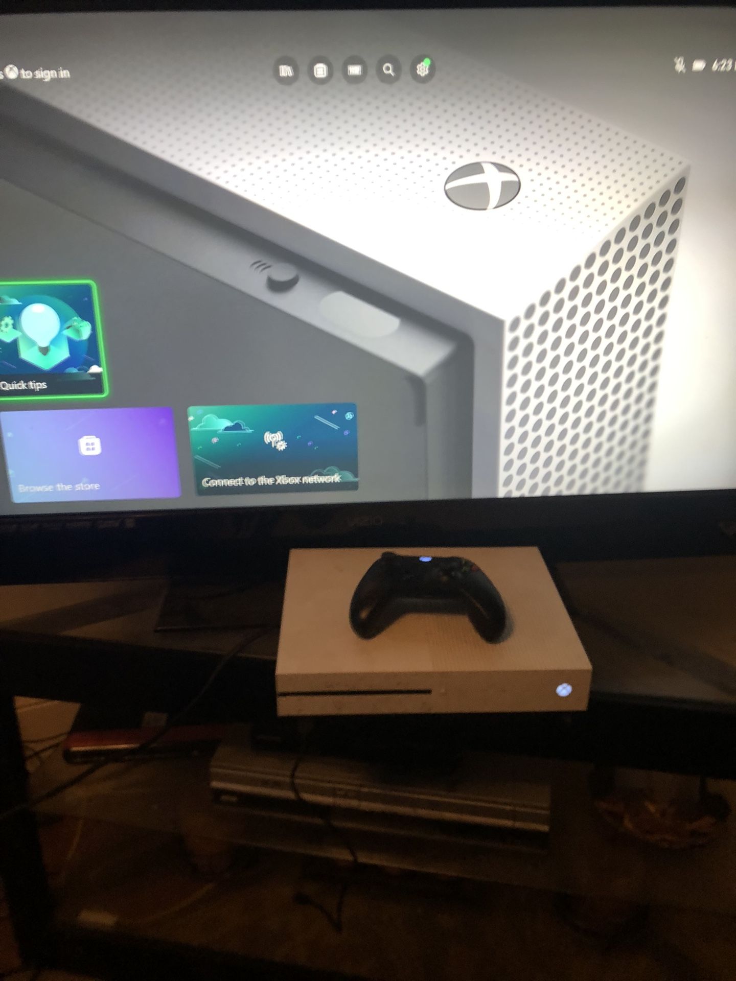 White Xbox One S 1TB
