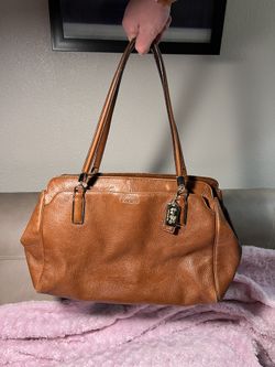 Vintage brown Leather Coach Bag authenticated 