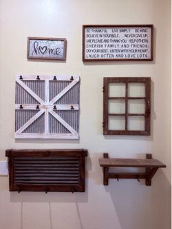 Assortment of Farmhouse Wall Items