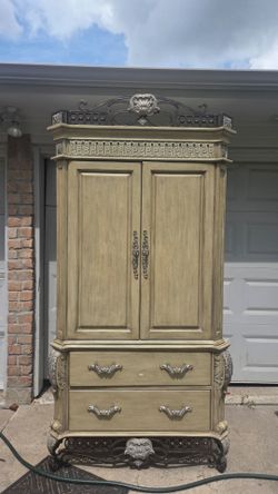Pulaski vintage wardrobe armoire