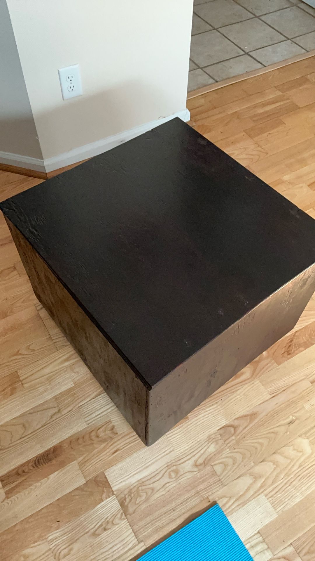 Wooden Rolling Table With Storage