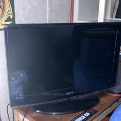 Samsung flatscreen TV