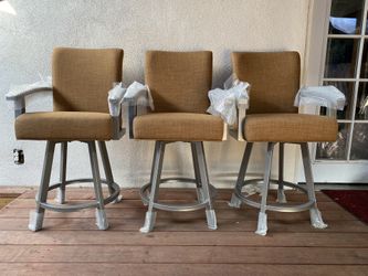 Pasadena Barstools Swivel Chair.