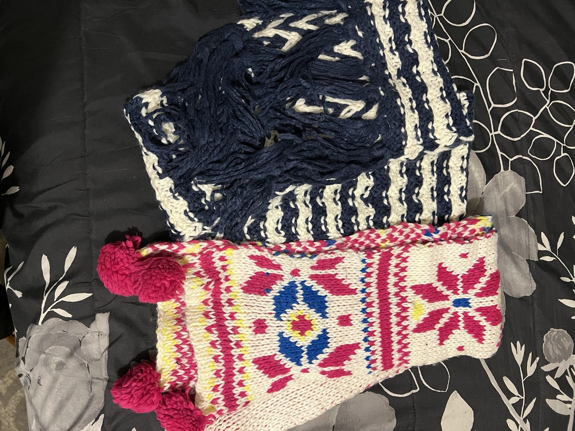 Variety Scarfs