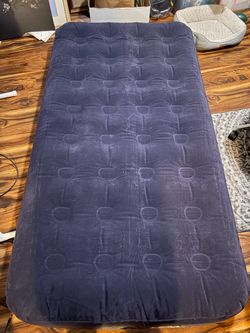 Twin Size Inflatable Air Mattress NEW