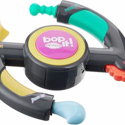 New Hasbro Gaming Bop It! Extreme Electronic Game, New F5364 Ages 8+