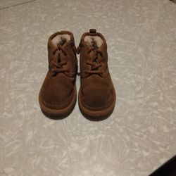 Kids Tan UGG Boots  Size 10  Great Condition