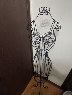MANNEQUIN DRESS FORM Stand Display Wire blackVintage metal dress form mannequin