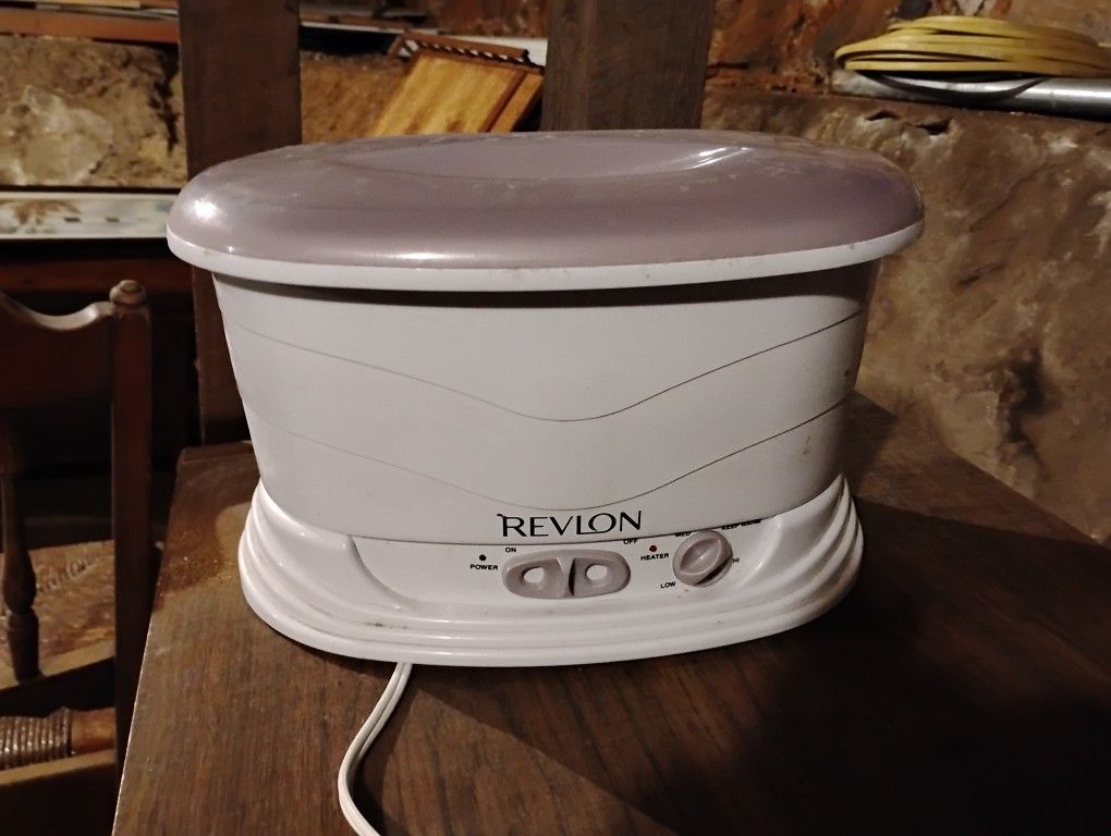 Revlon Wax Dipper