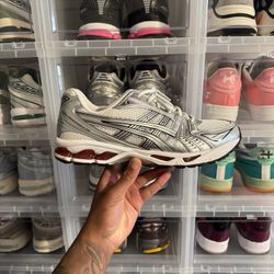 Asics Gel Kayano 14, Size 11