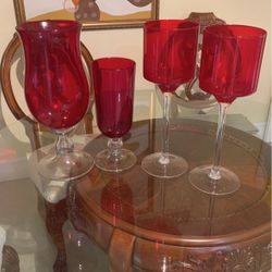 Cristal Bases& Candles Holders Collection On Red