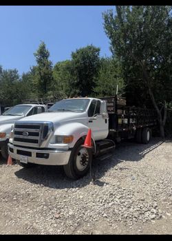 2012 Ford 750
