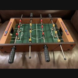 Soccer Foos Ball Table‼️ Makes A Great Present🎁
