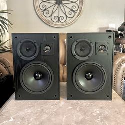 KLH 900B 3-Way Speakers