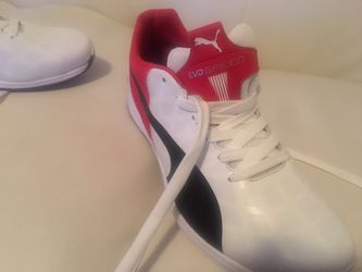 Ferrari shoes new size 8'