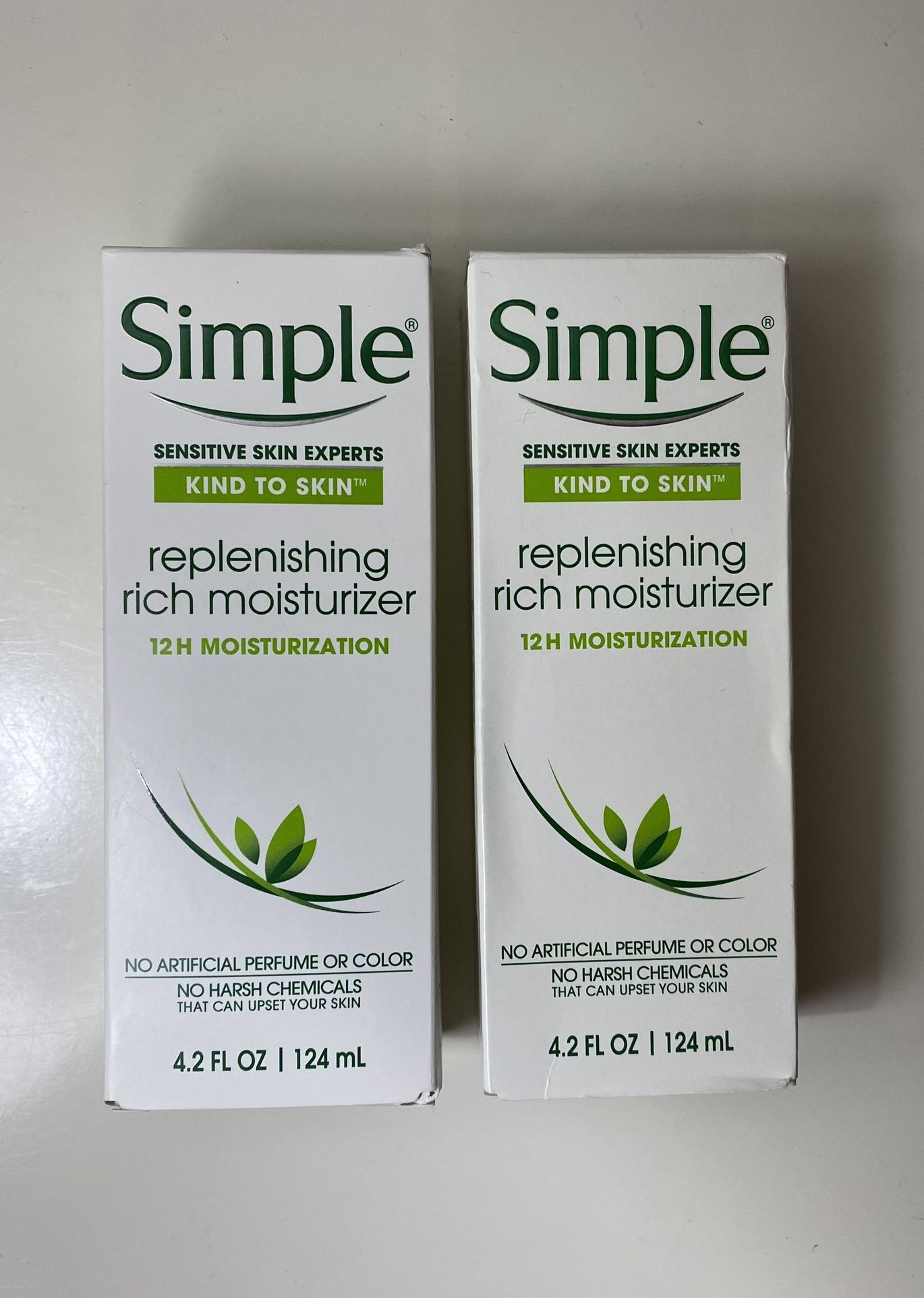 Simple Replenishing Rich Moisturizer