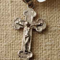 Italian Hallmarked Sterling Silver Crucifix On 18" Chain, New With Gift Bag And Box $50