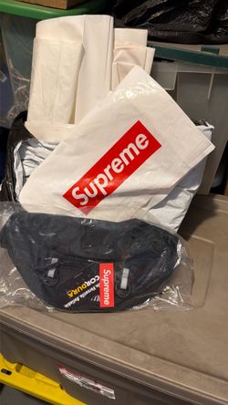 Supreme waste bag, new cash pick up only Supreme waste bag, new cash pick up only