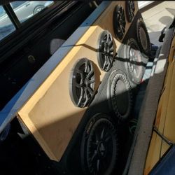 4 Speakers 4 Subs In Metal Frame