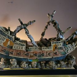 XL shipwreck aqaruim Decor.