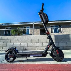 Electric scooter