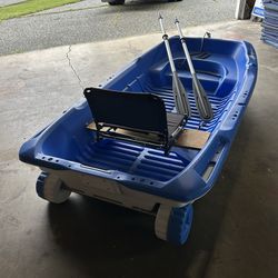 Nice fishing boat with like new troll motor included