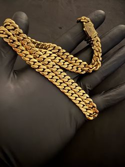 Monaco Miami cuban Link chain