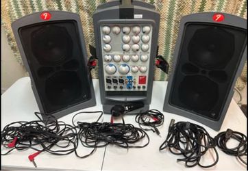Fender Portable PA System with Speakers and Cables
