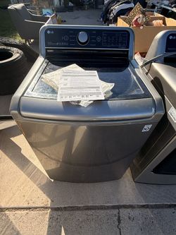 Lg Washer And Dryer (smart) 