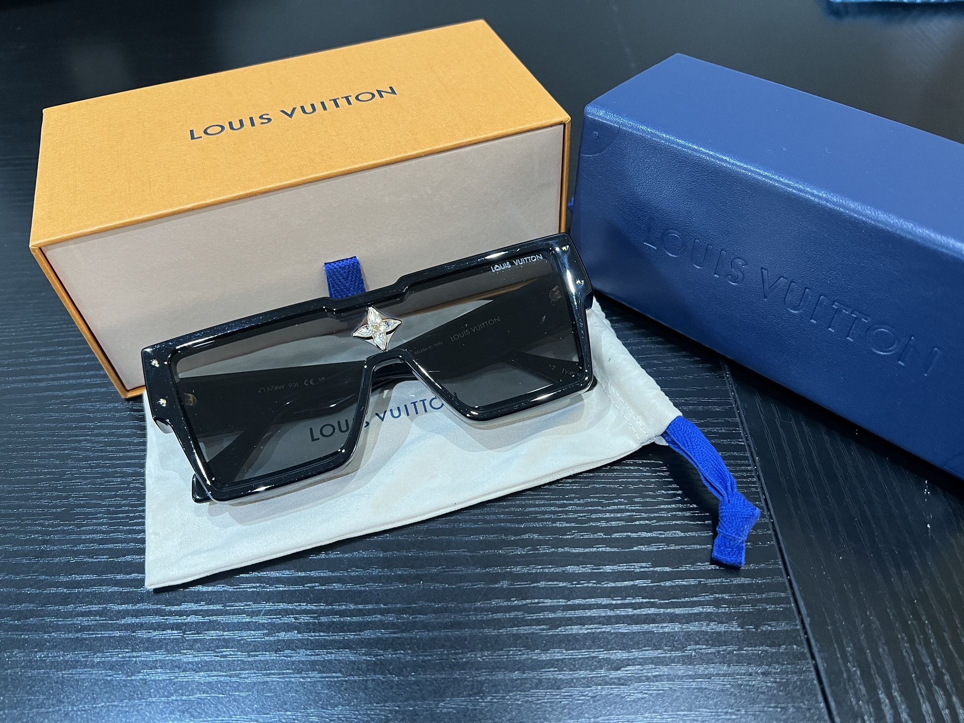 LV Sunglasses 