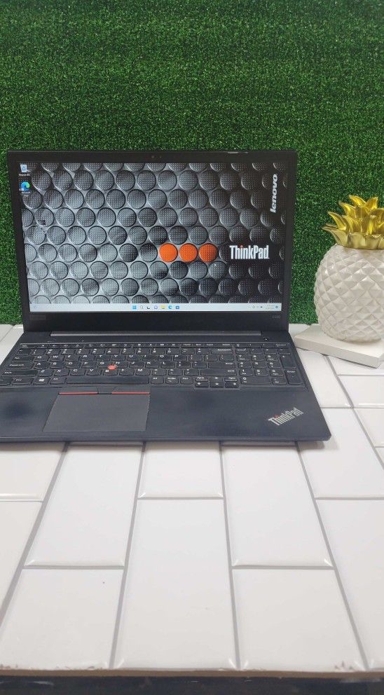 Lenovo Thinkpad E590 8th gen i5 quad core 16gb ram 500gb SSD 15-inch 10 keypad.