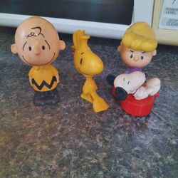Charlie Brown Figurines, Plastic 