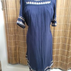 Woman's  Dress 