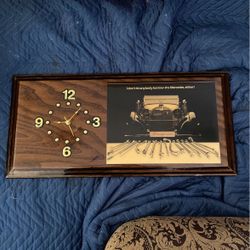  Vintage Wooden Snap-on Clock