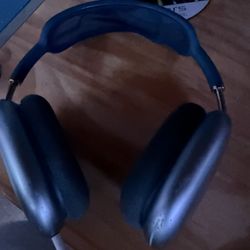 Airpod Maxes