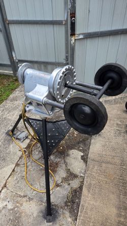 Ridgid 300 Pipe Threading Machine