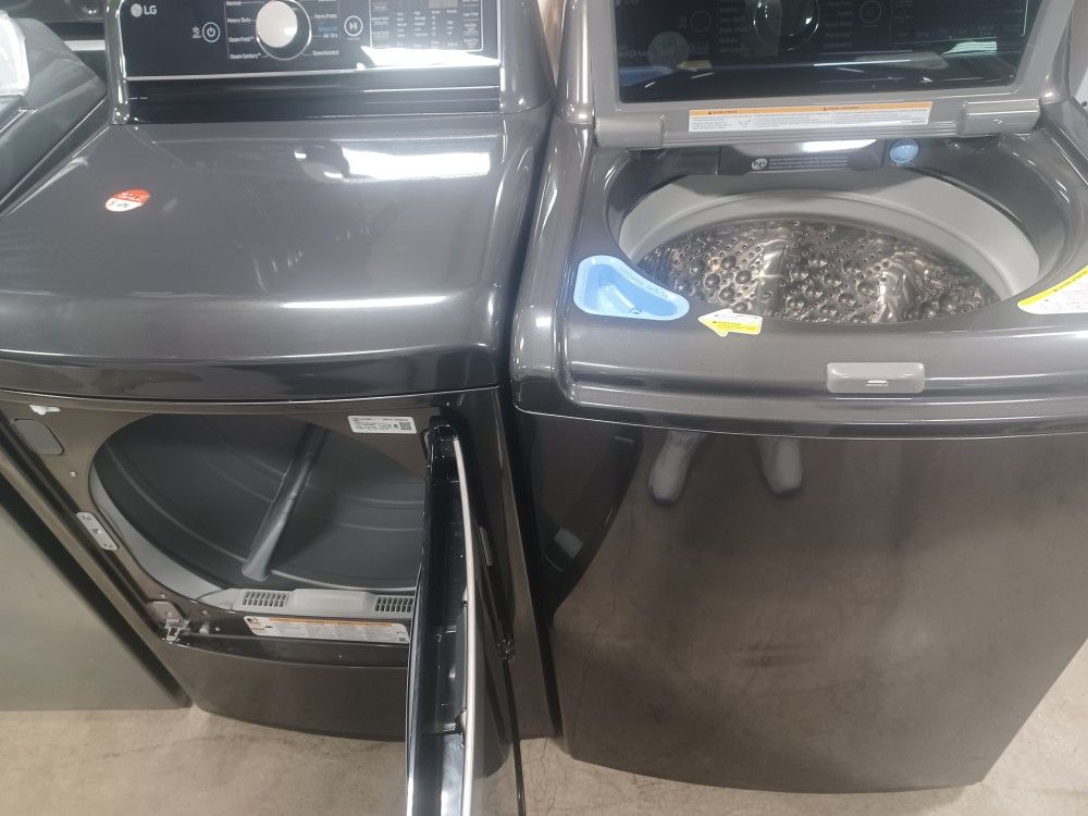 Samsung heavy duty washer and dry set works.Good 6 months warranty.I've fixed I sell washers and dryers