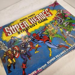 Vintage Marvel Comics Super Heroes Strategy Game 80's Spider Iron Captain Thor