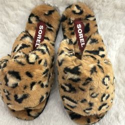 Sorel Go Mail Run Slippers In Tawny Buff and Black Animal Print