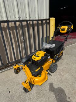 Dewalt 28” commercial lawnmower