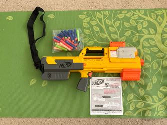 Large 21” Nerf Toy Gun with Red Light/Carrying Strap/Bullets, Purchased in Japan, Hardly Used, Excellent Condition