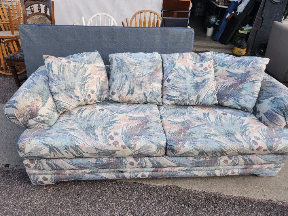 Couch And Love Seat Set