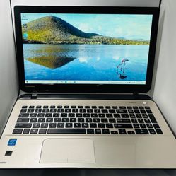 Toshiba Satellite 15” TouchScreen Core i3 8GB RAM 120GB SSD Windows 10
