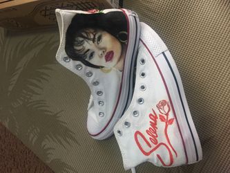 Selena quintanilla top converse shoes