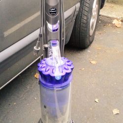 Dyson The Animal 2 Upright Vacuum 