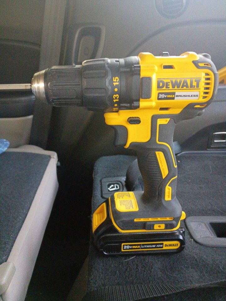 DeWalt Cordless Drill