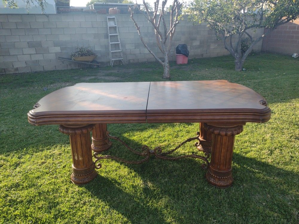 Comedor / Dinning Table